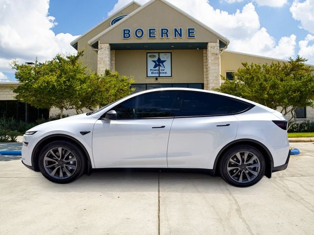 Used 2026 Tesla Model Y Standard with VIN 7SAYGDED2TA496006 for sale in Boerne, TX