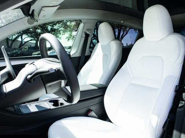 2024 Tesla Model Y Base