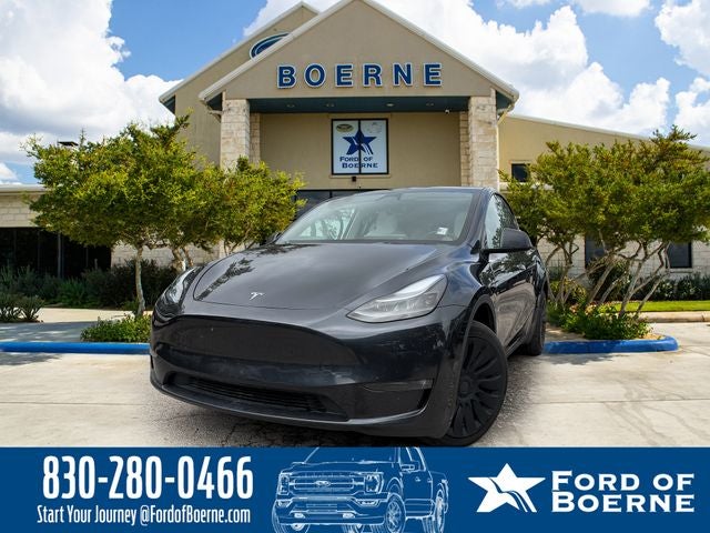 2025 Tesla Model Y Long Range Dual Motor All-Wheel Drive's photo