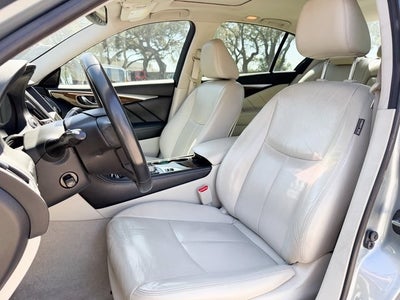 2015 INFINITI Q50 Premium
