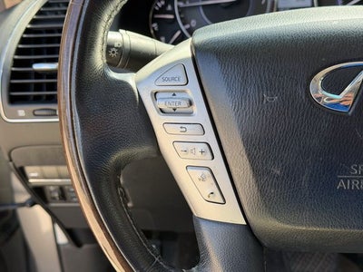 2016 INFINITI QX80 2WD 4dr