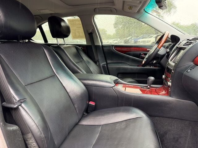 2007 Lexus LS Base