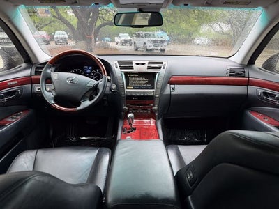 2007 Lexus LS Base