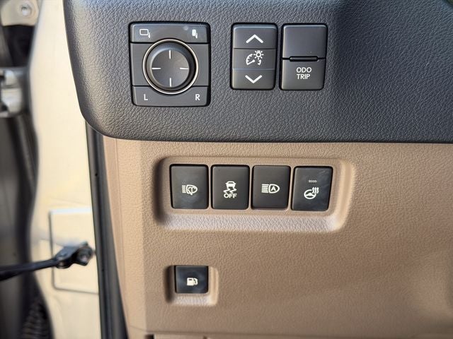 2023 Lexus GX Base