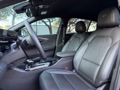 2025 Buick Envista Sport Touring