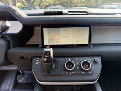 2024 Land Rover Defender 110 P300