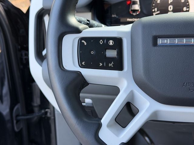 2025 Land Rover Defender 110 P300