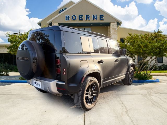 2025 Land Rover Defender 110 P300