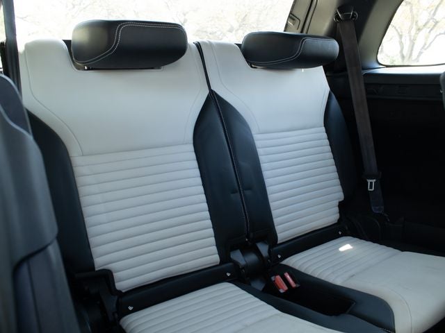 2023 Land Rover Discovery P360 S R-Dynamic