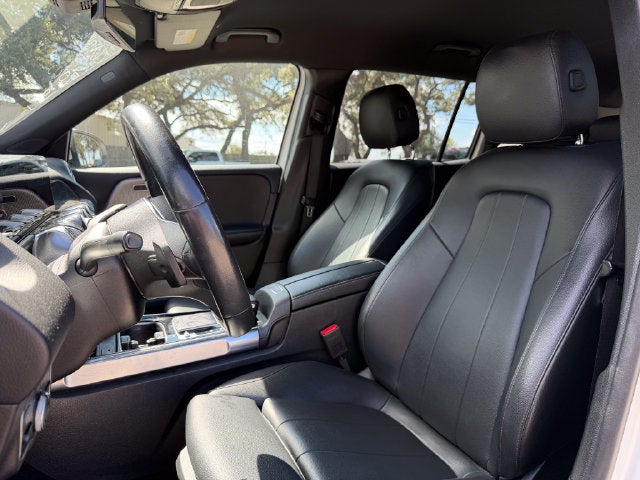 2020 Mercedes-Benz GLB Base