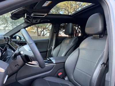 2023 Mercedes-Benz GLC Base