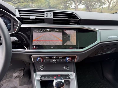 2024 Audi Q3 40 Premium