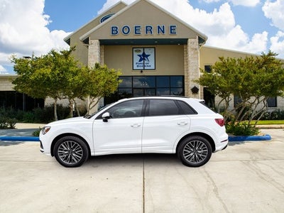 2024 Audi Q3 40 Premium