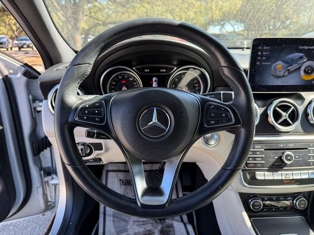 2020 Mercedes-Benz GLA Base