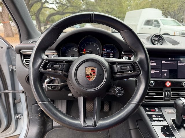 2023 Porsche Macan T