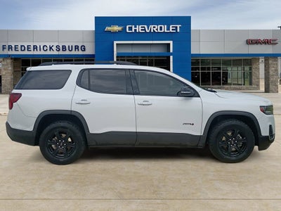 2022 GMC Acadia AT4