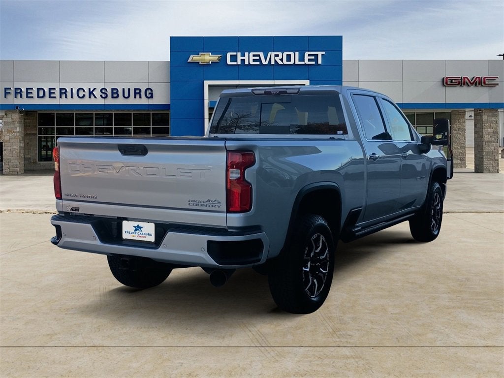 2022 Chevrolet Silverado 3500 HD High Country