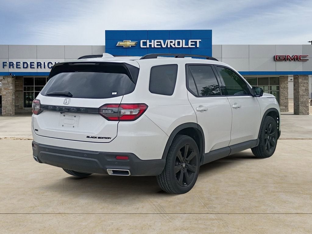 2025 Honda Pilot Black Edition