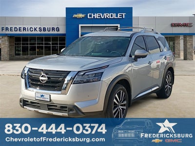 2024 Nissan Pathfinder Platinum