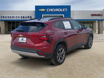 2025 Chevrolet Trax LT