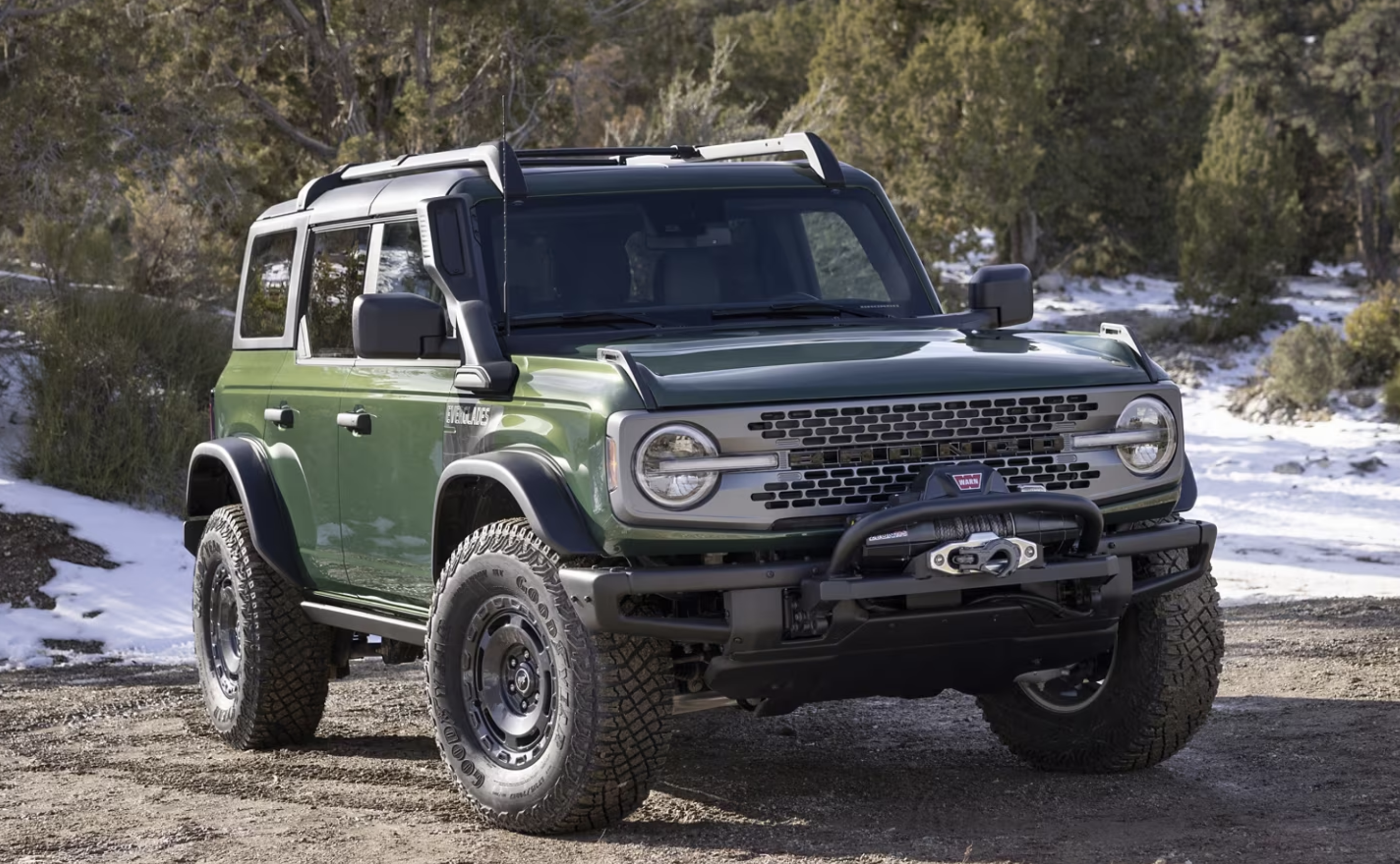 The New 2024 Ford Bronco in Eruption Green Near Me in San Antonio, TX