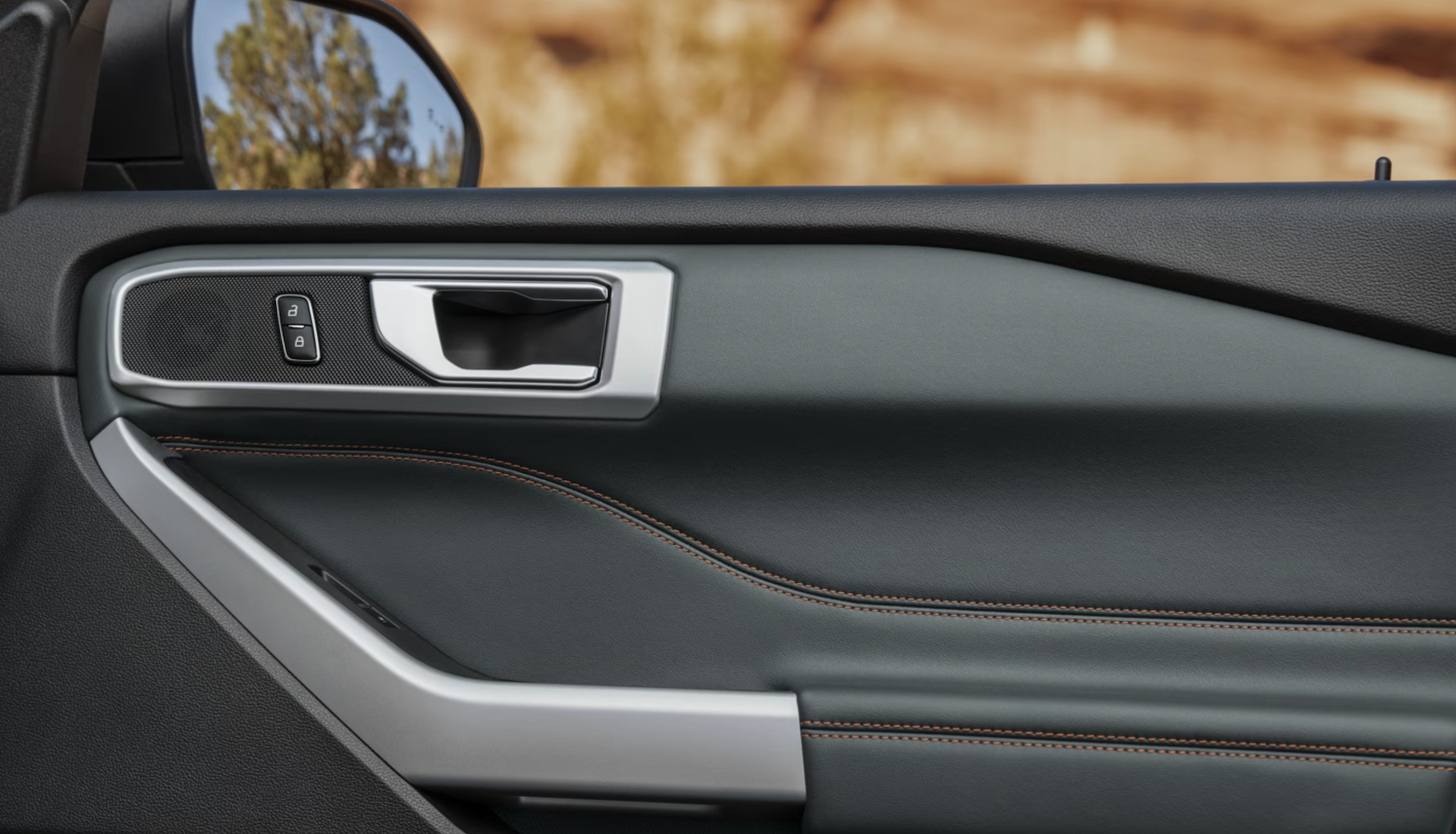 New 2024 Ford Explorer Interior Features Near Me in Kerrville, TX