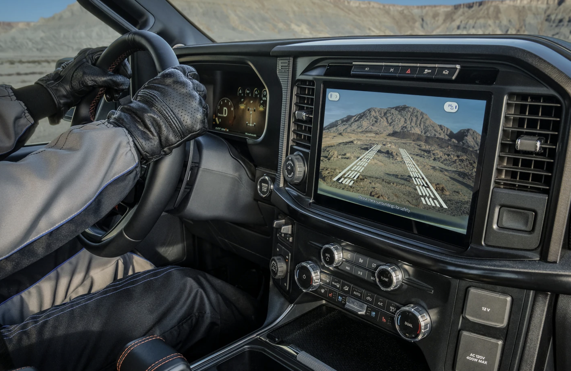 New 2025 Ford F-150 Interior Technology Near Me in Comfort, TX