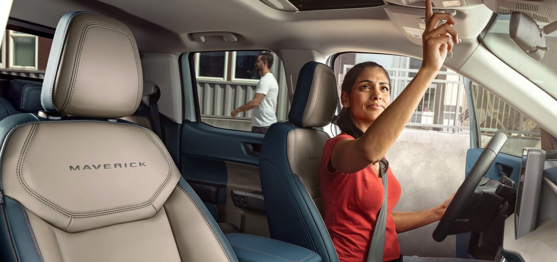 New 2025 Ford Maverick Interior Features Near Me in Kerrville, TX